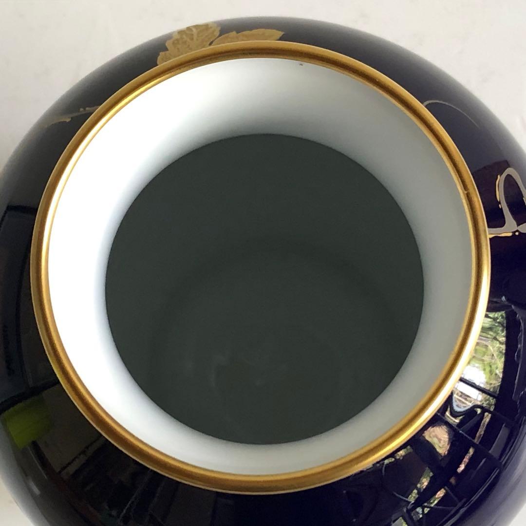 大倉陶園　瑠璃金蝕葡萄　花瓶　27.5cm