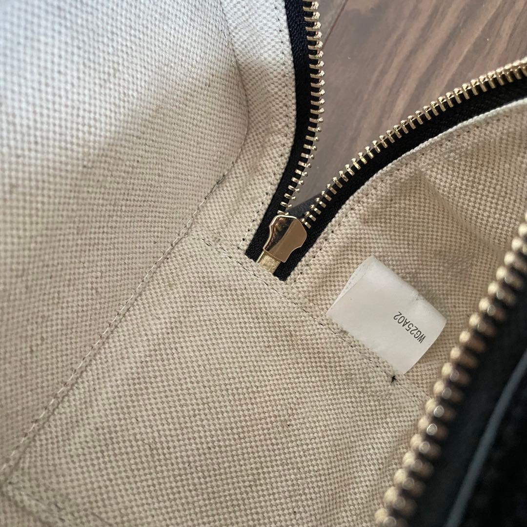 ウィムガゼット　バニティショルダー