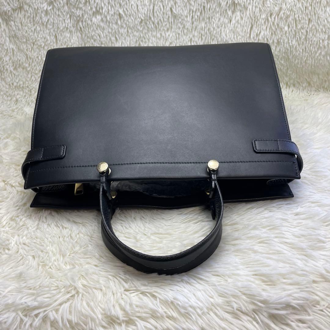【美品】フルラ レディ M トートバッグ A4 レザー ブラック 2way