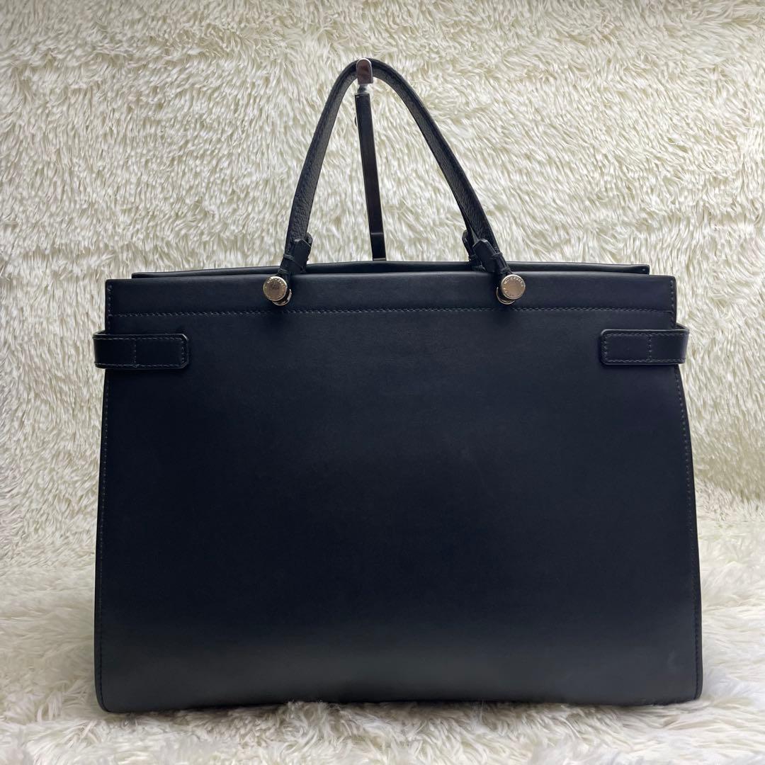 【美品】フルラ レディ M トートバッグ A4 レザー ブラック 2way