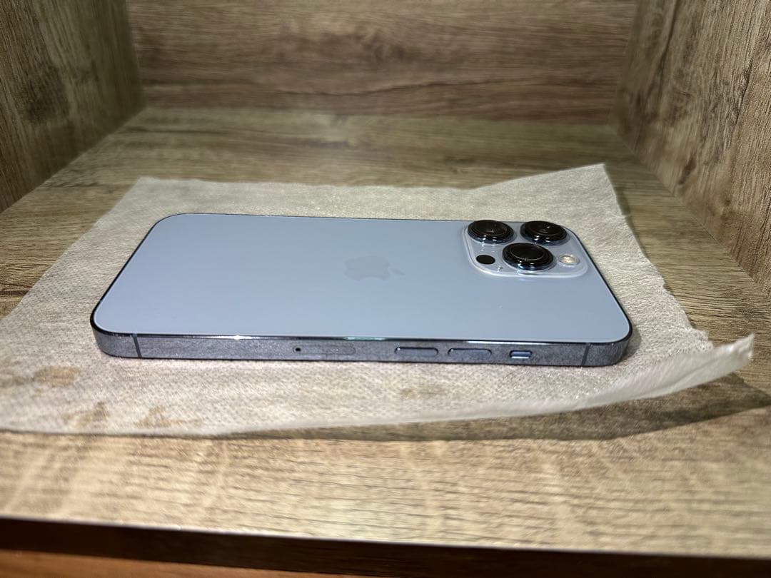 Apple iPhone13 pro シエラブルー SIMフリー版 256GB