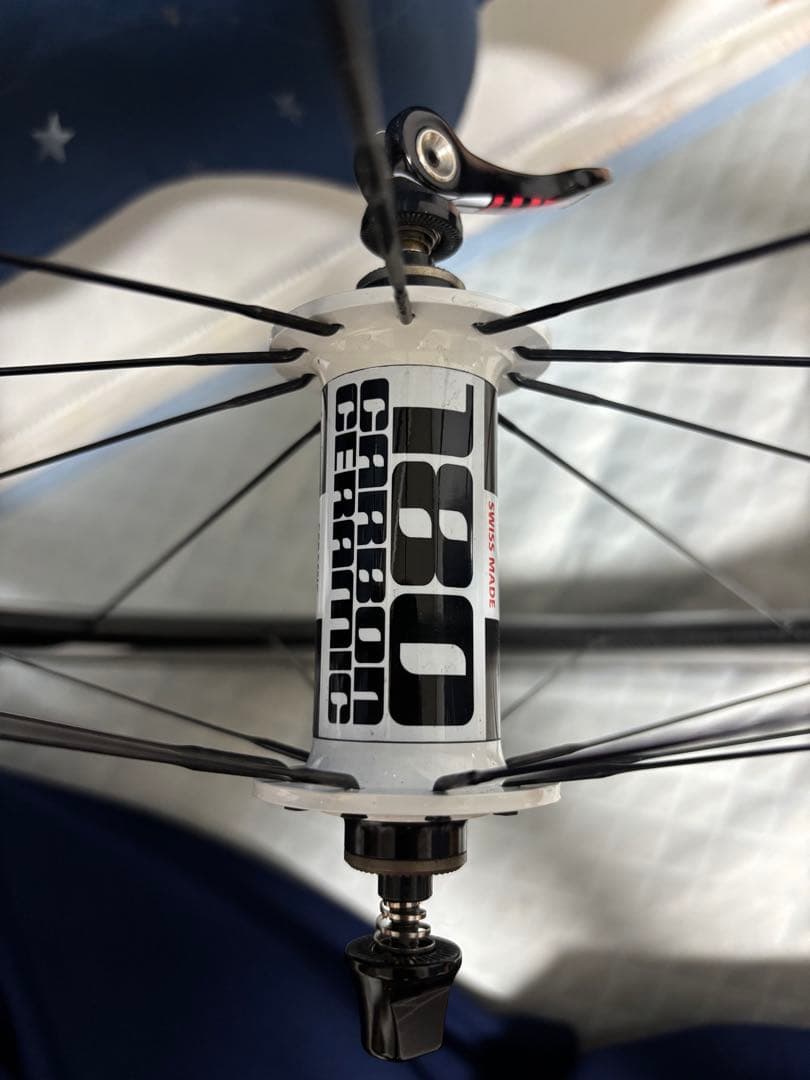 FFWD F9R チューブラー　フロントのみ