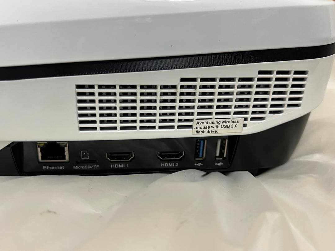 FunLogy FUNTASTIC Air 超短焦点プロジェクター