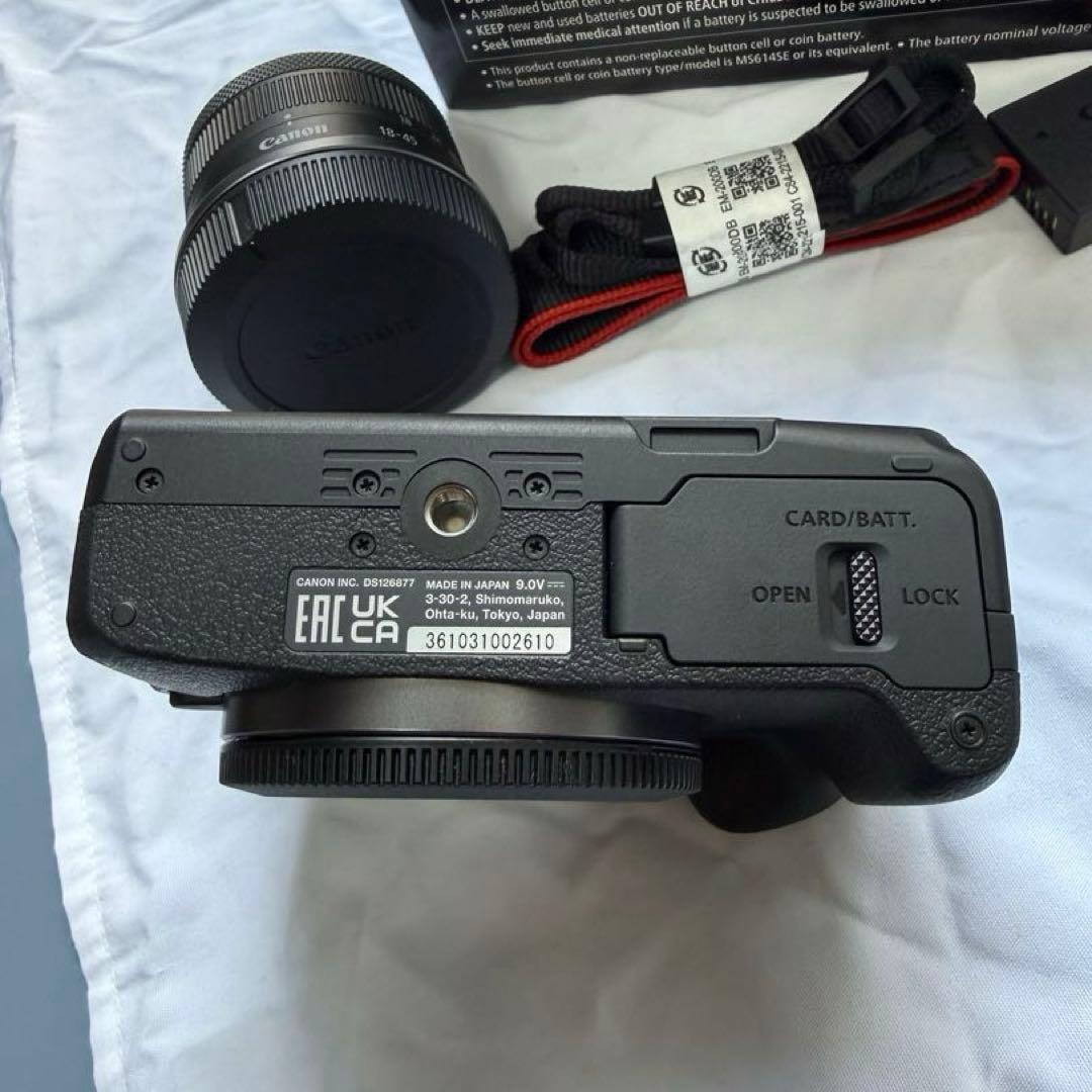 【ほぼ新品】Canon EOS R50 レンズキット