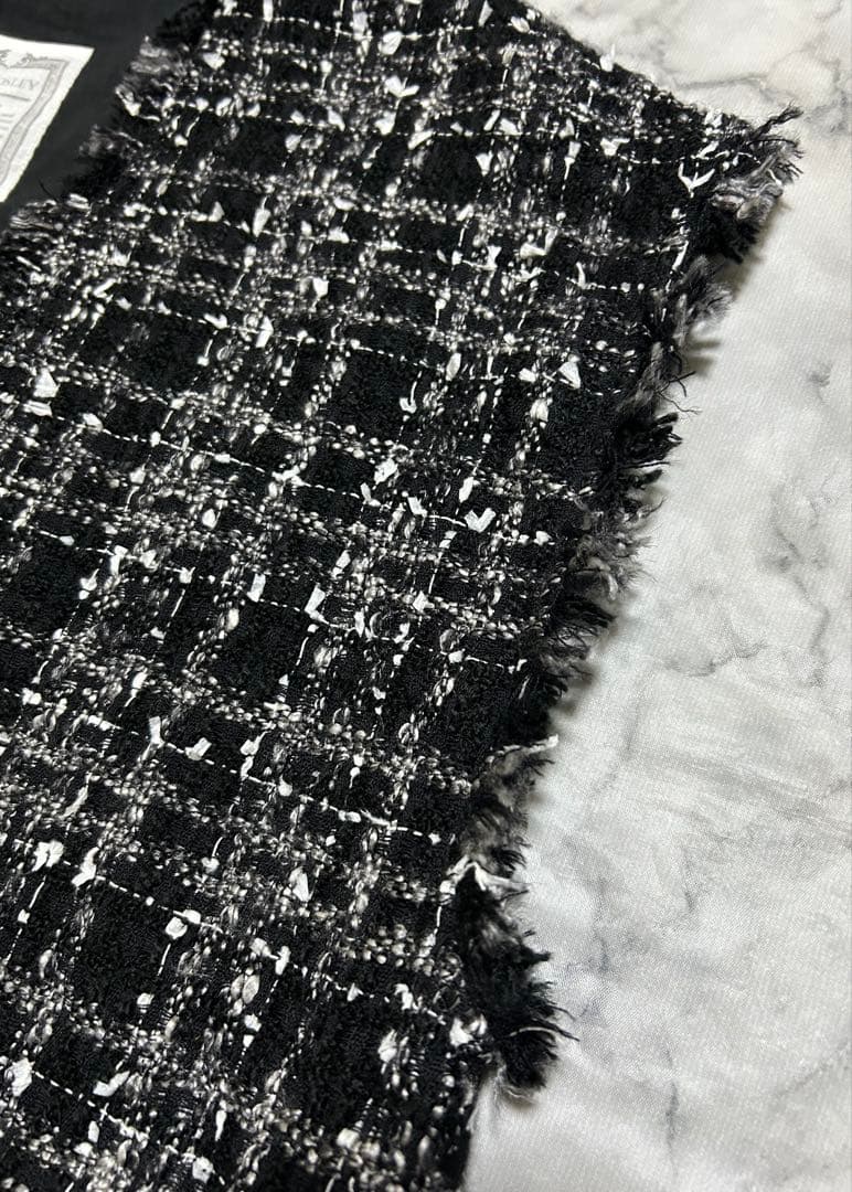 BEARDSLEY ビアズリー ベスト ツイード Vネック プルオーバー 黒