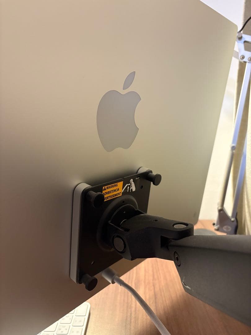 iMac M1 / 8GB RAM 256GB SSD VESAタイプ シルバー