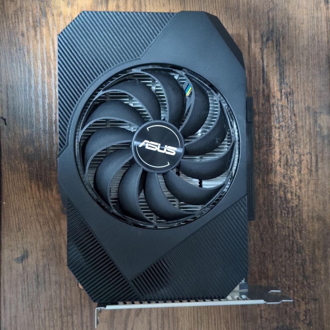 グラフィックボード・グラボ・ビデオカード ASUS PH-GTX1650-4GD6