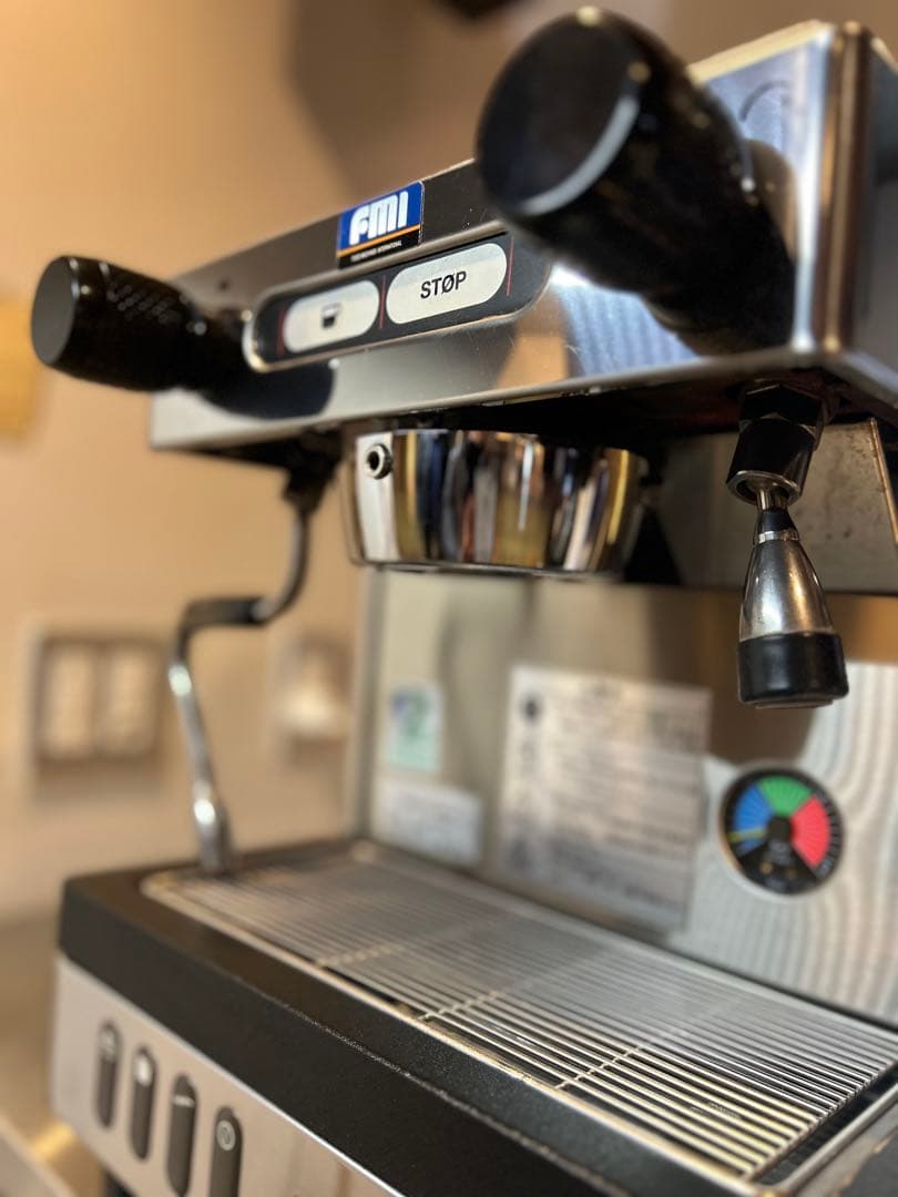 CIMBALI M21 JUNIOR エスプレッソマシン　タンク式