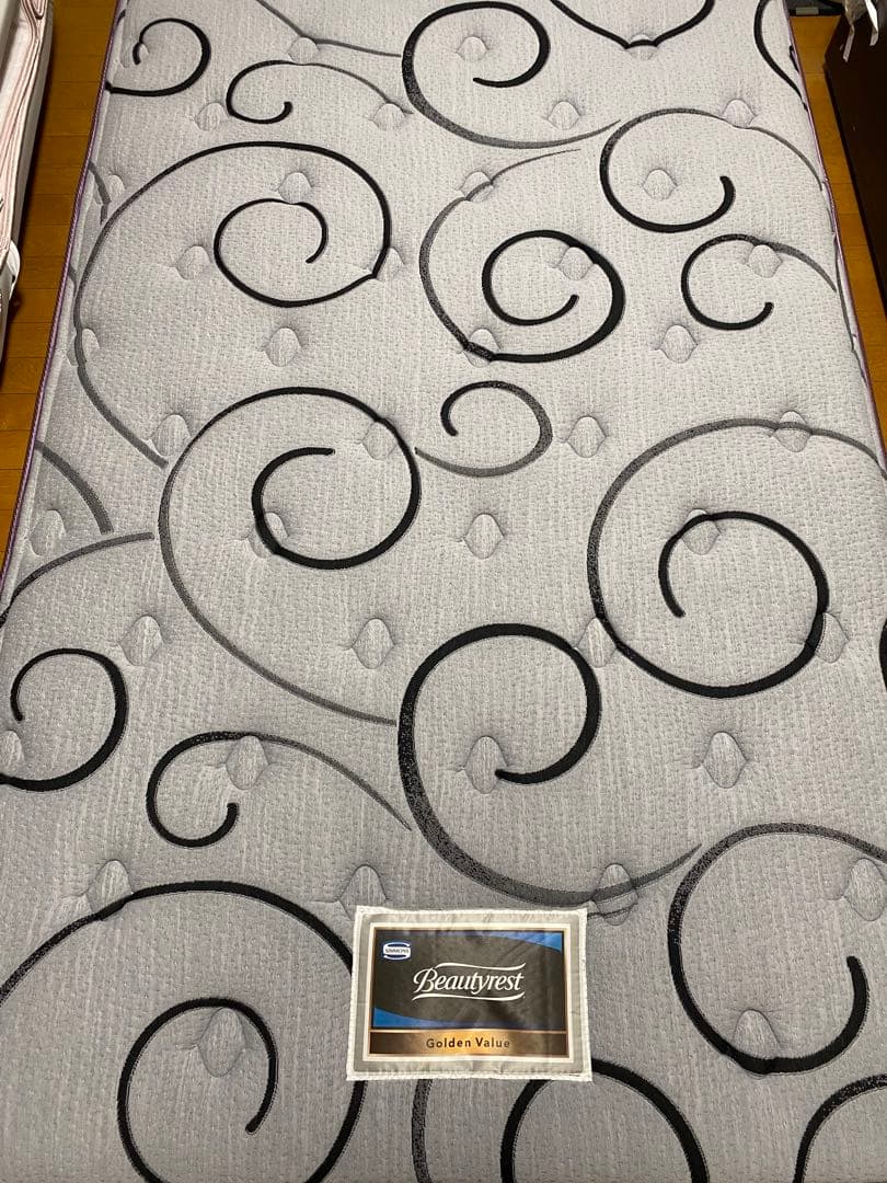 シモンズ マットレス　セミダブル