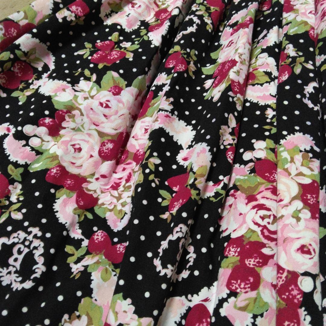 欠品あり　シュガーブーケ柄 シャーリングプリンセスジャンパースカート　黒
