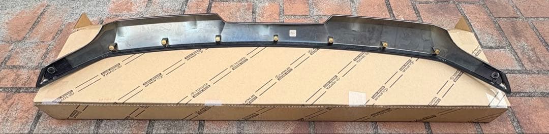 30系 ヴェルファイア 前期 純正 ボンネットモール（スモークメッキ）