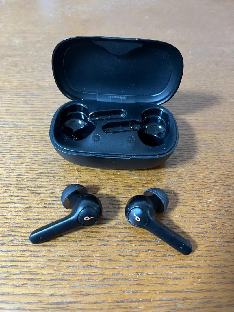 Anker / ワイヤレスイヤホン♪ （3点セット）