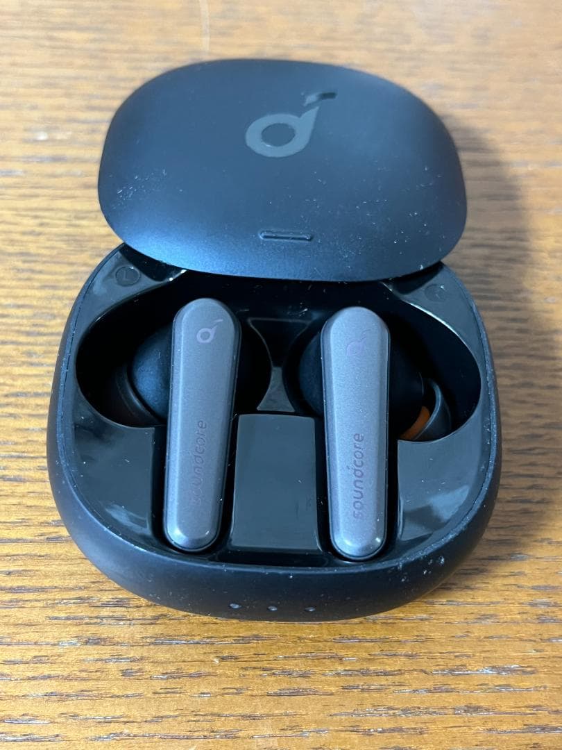 Anker / ワイヤレスイヤホン♪ （3点セット）