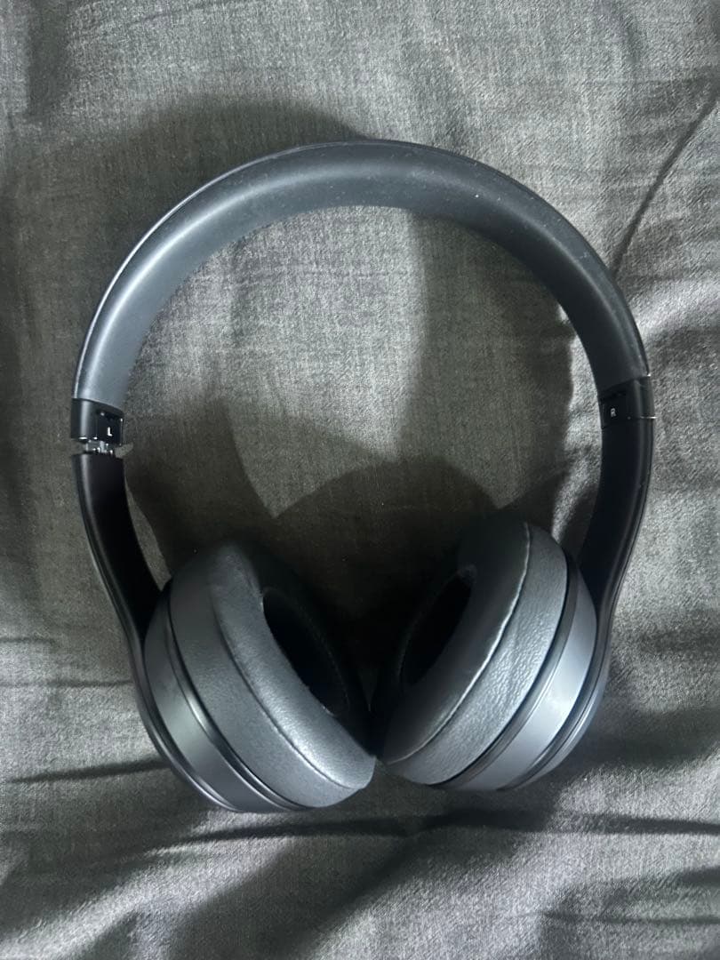 Beats Solo 3 ワイヤレスヘッドホン ブラック