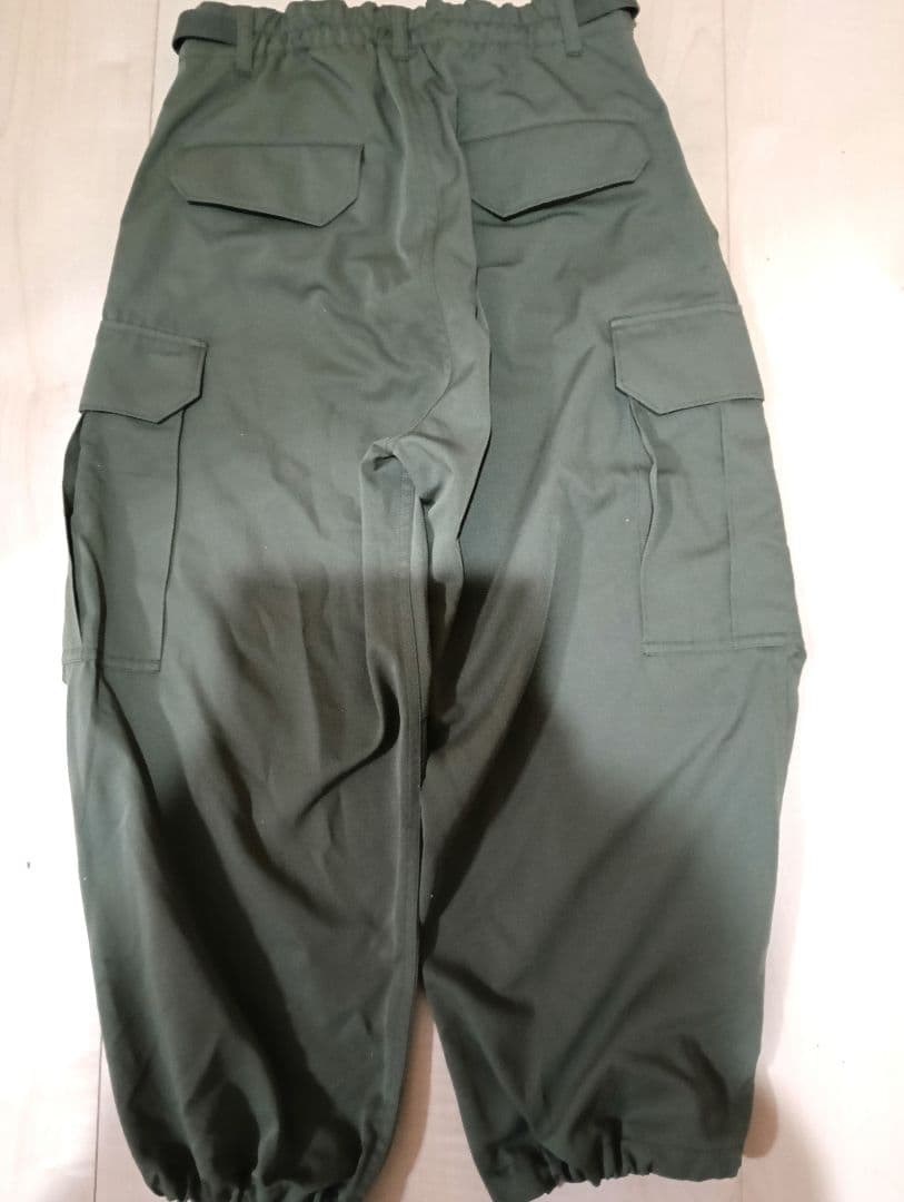 大人のためのきれいめカーゴパンツ　北欧暮らしの道具店