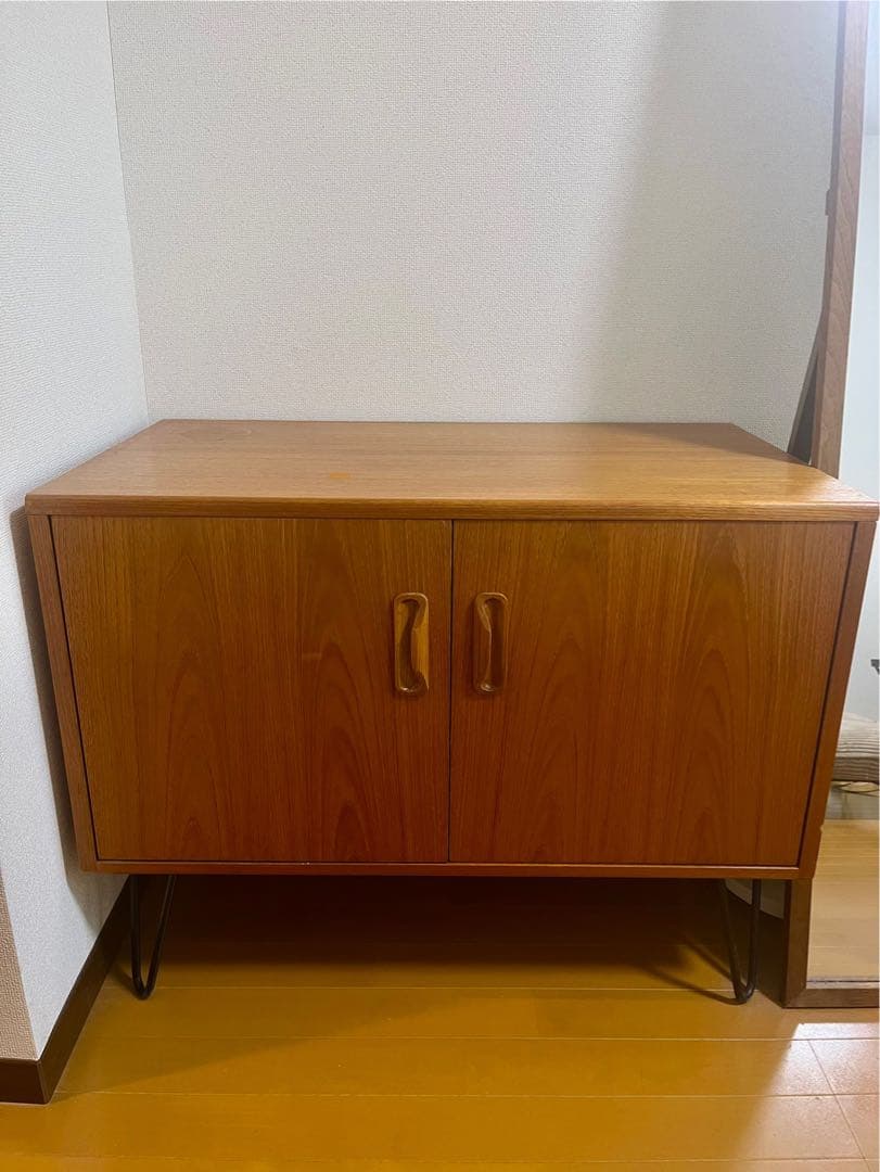 G-PLAN ジープラン　ヘアピンレッグ　キャビネット(直接引き取りも可能)