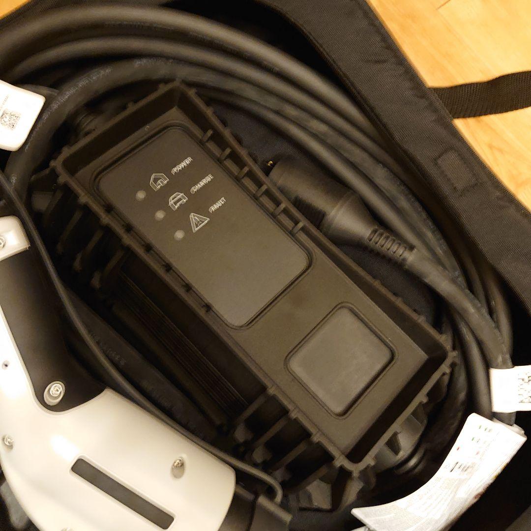 PEUGEOT プジョー e-2008 充電ケーブル