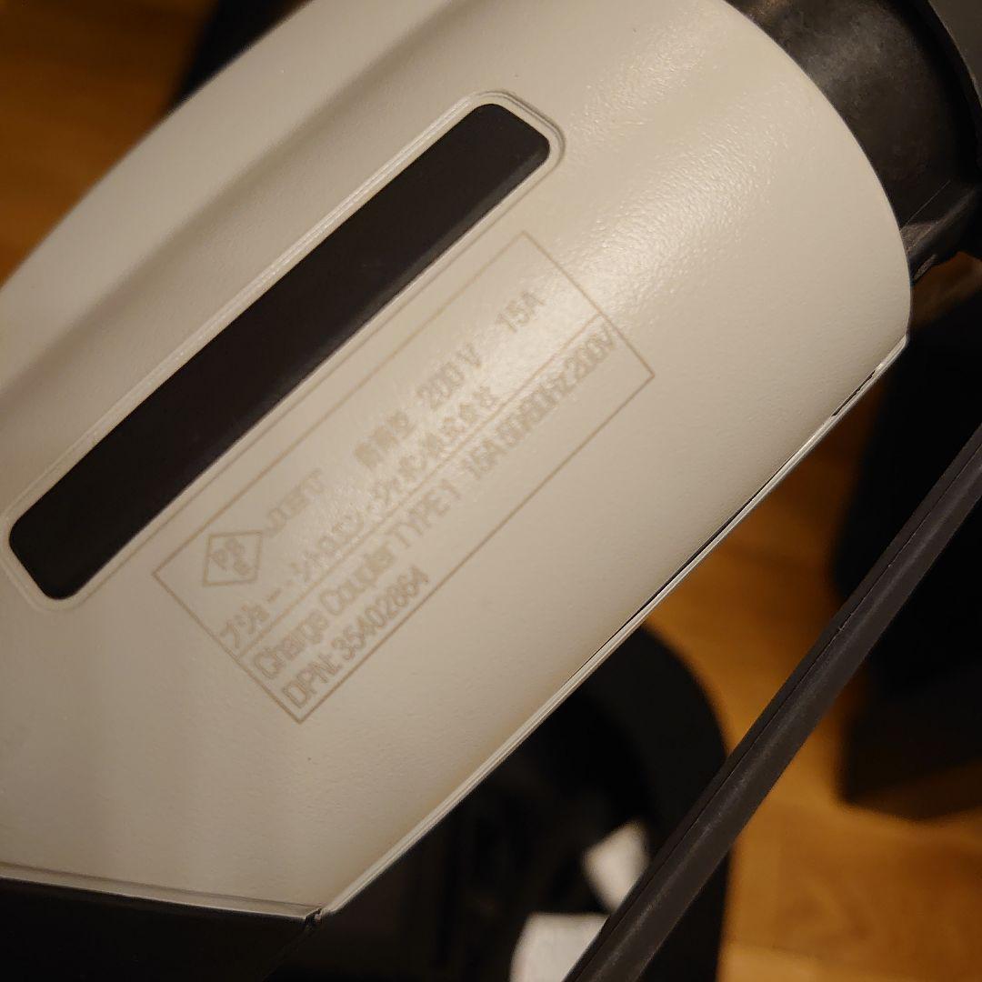 PEUGEOT プジョー e-2008 充電ケーブル