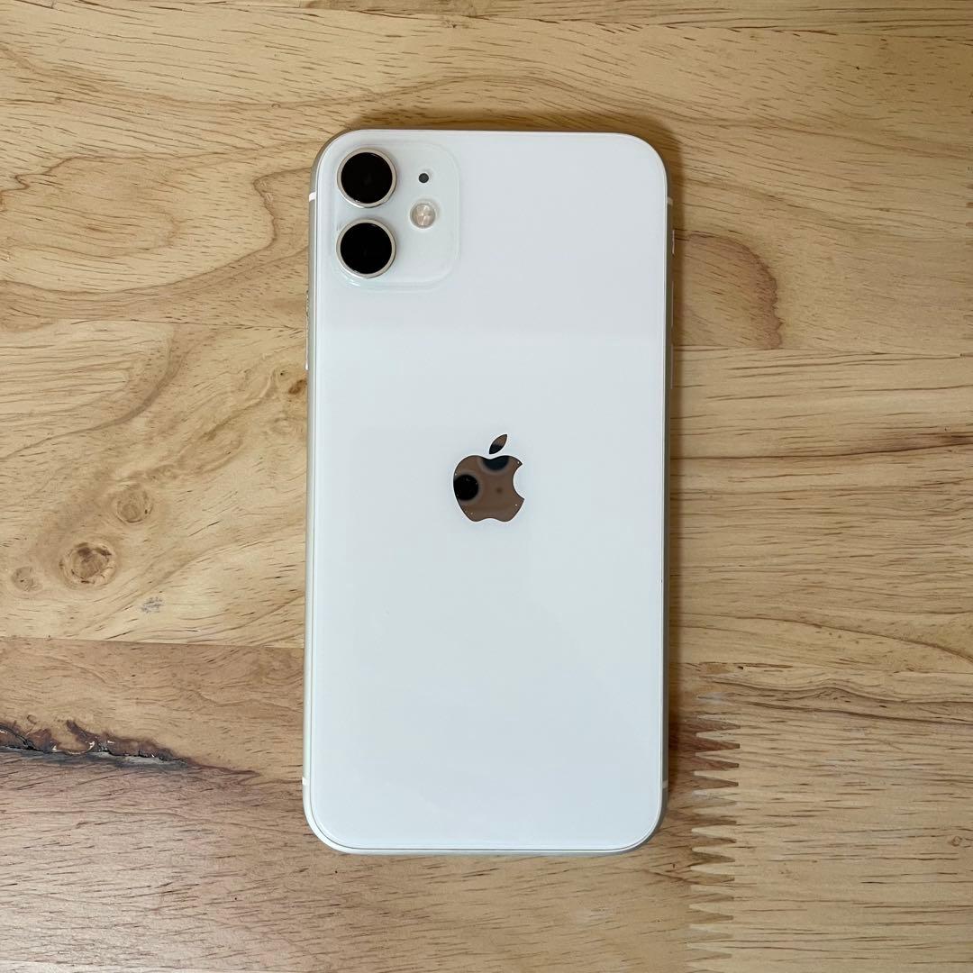 【美品】【値下げ】Apple iPhone 11 ホワイト 本体