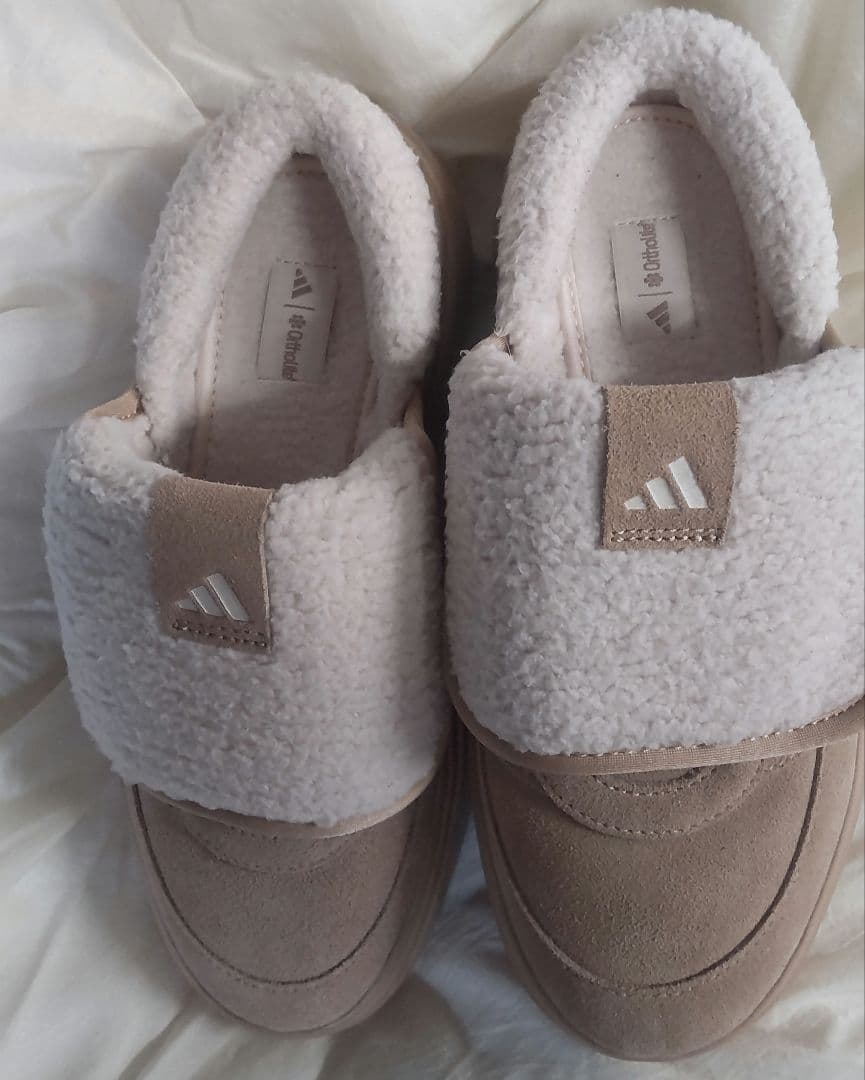 23.5cm 韓国限定adidas Grand Court Mule