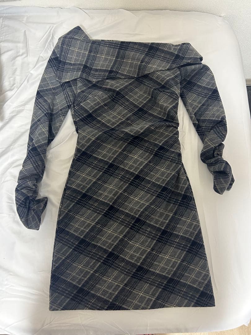 ワンピース YILON one shoulder check mini op