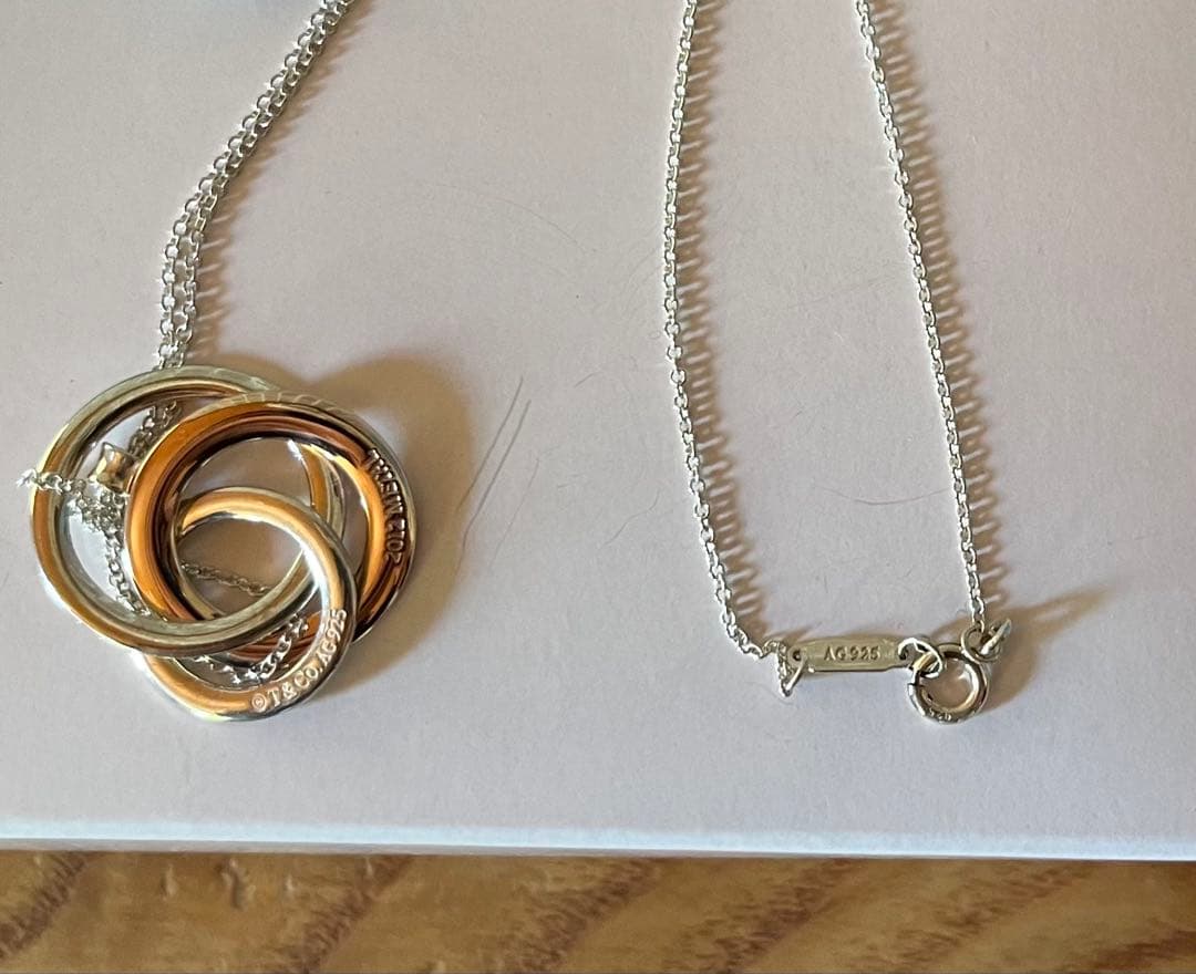 ティファニー　インターロッキングネックレス