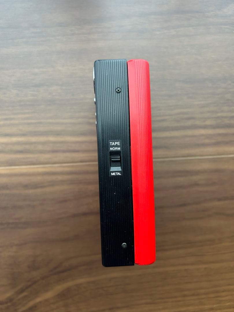 SONY WALKMAN II カセットウォークマン 赤