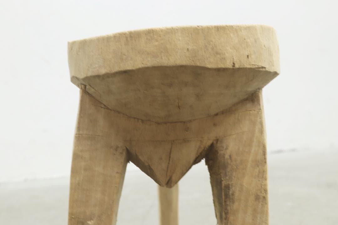 ロビ族 ブルキナファソ 無垢材 スツール 花台 展示台 プリミティブ アフリカ