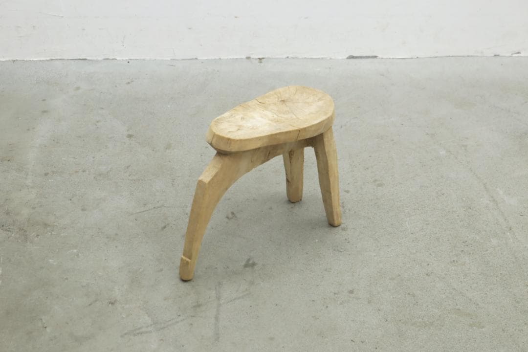 ロビ族 ブルキナファソ 無垢材 スツール 花台 展示台 プリミティブ アフリカ