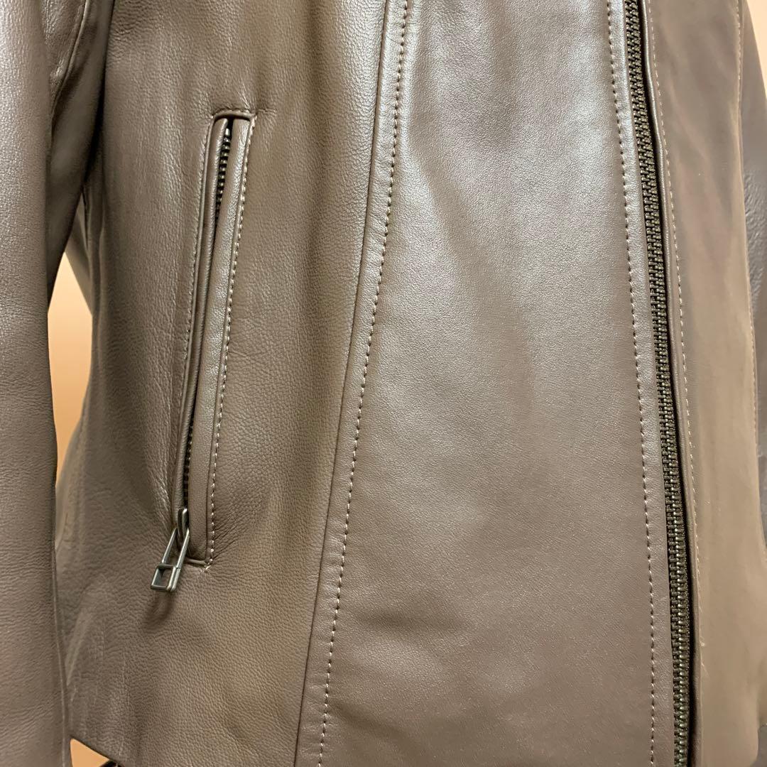 羊革　ノーカラーレザージャケット