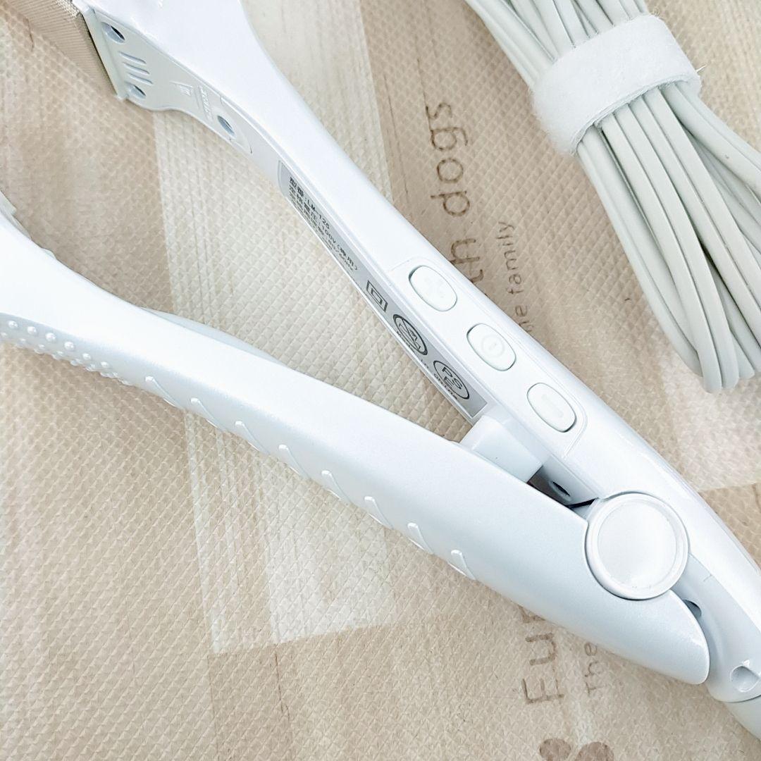 ほぼ未使用○KINUJO 絹女 ストレート アイロン ホワイト