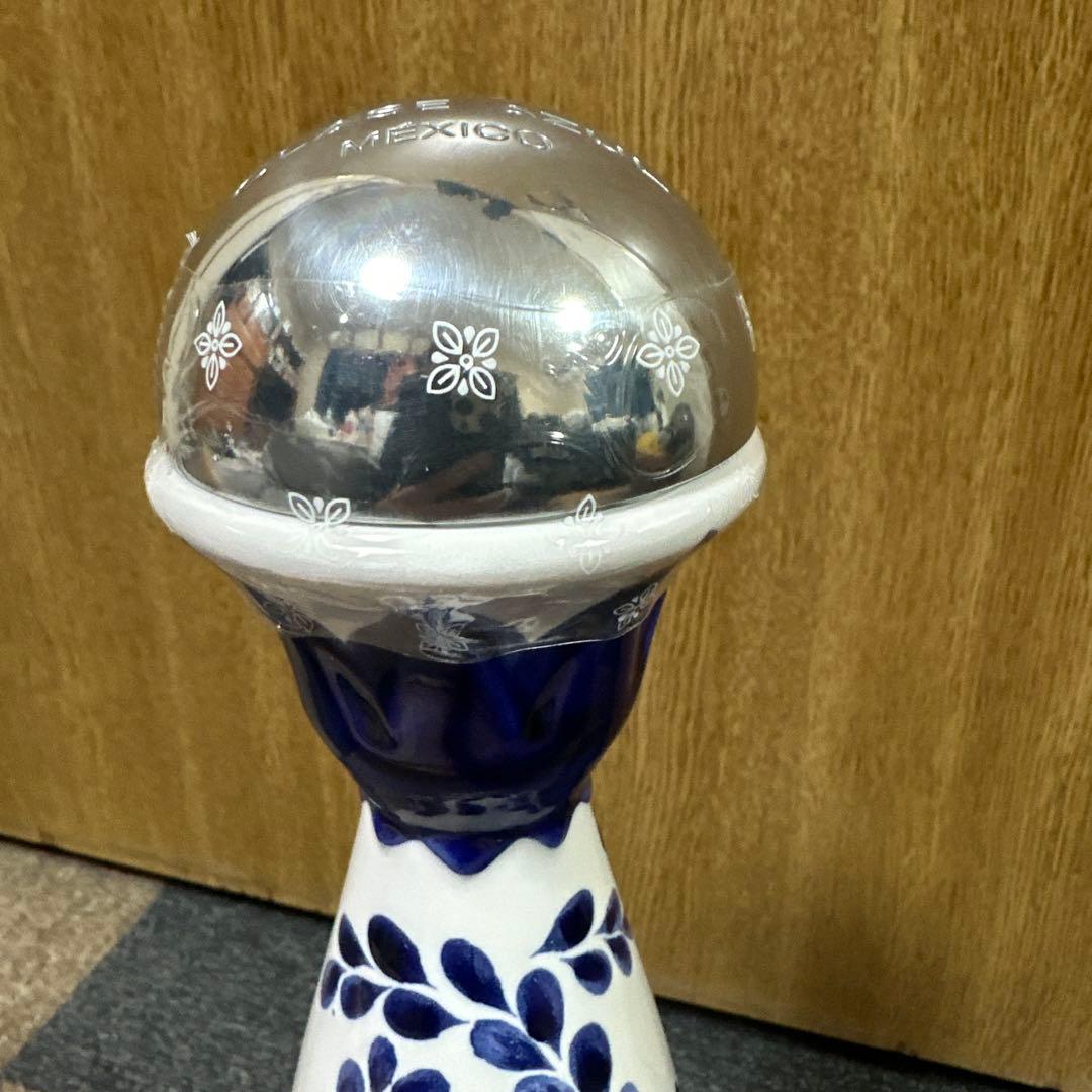 GACKTが愛飲する。高級テキーラ「クラセアスールレポサド」正規品