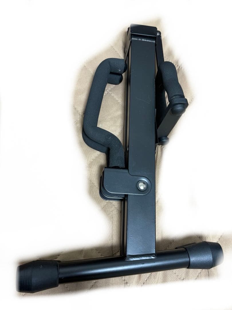 三線本体 人工蛇革　ソフトケース付き　スタンド付き　沖縄　琉球