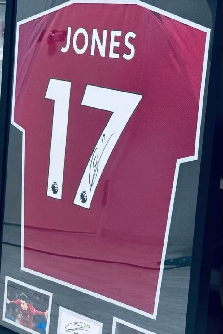 【正規品 サイン入り】カーティスジョーンズ #17 リヴァプール ユニフォーム