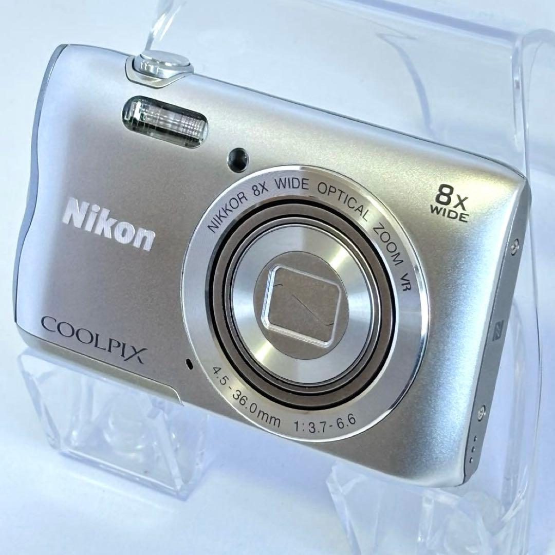【美品】Nikon coolpix A300 ニコン　コンデジ　SDカード付