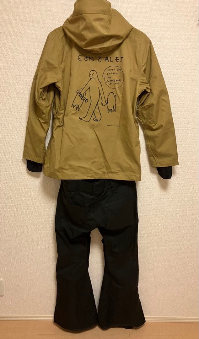 SCAPE 上下セット women L ウェア 中古 スノーボード 人気色 女性