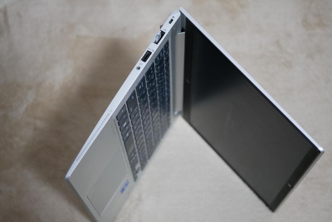 Windowsノート本体 HP EliteBook 630 G9 1235U 16GB 256GB