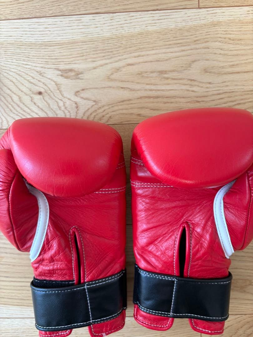 て*ん様 最終値下げ　美品　ウイニング　ボクシンググローブ 12 oz