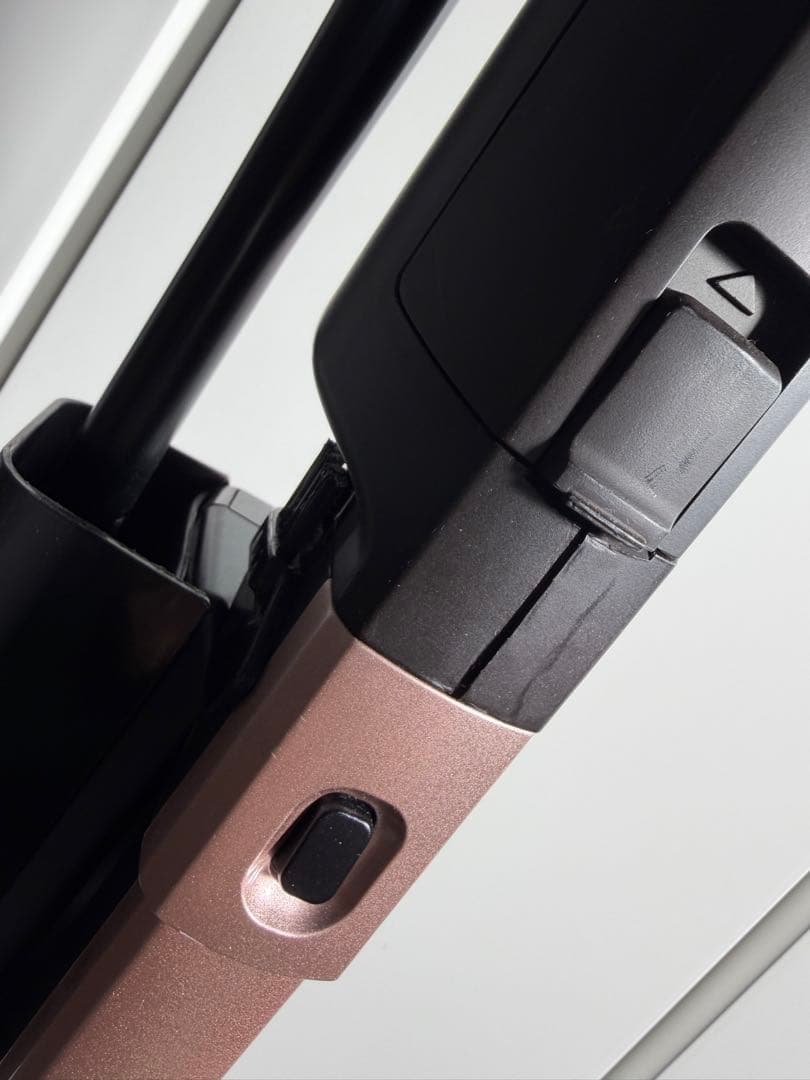 アイリスオーヤマ 紙パック式コードレス掃除機 SBD-F2PC-P スタンド付