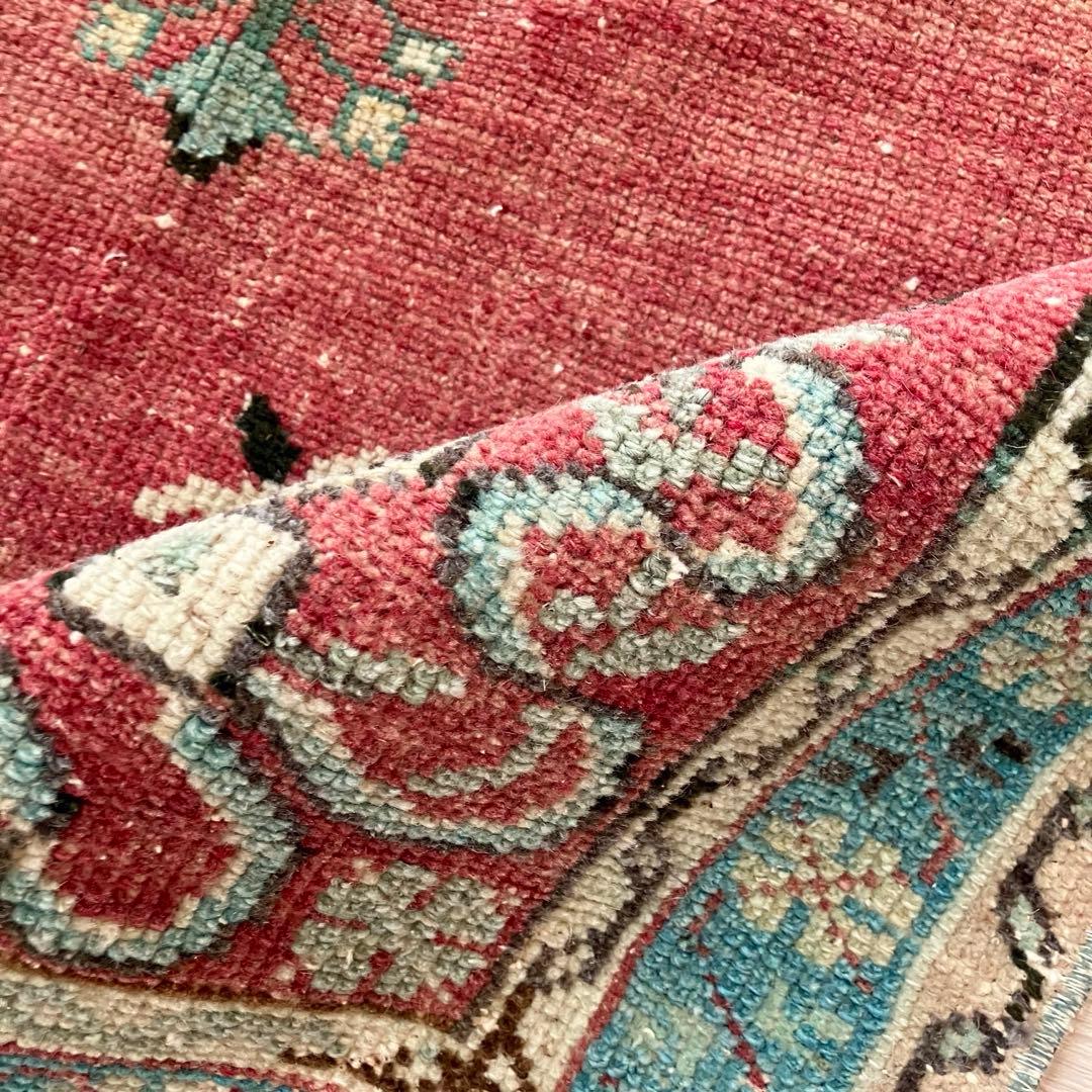 専用✳︎ギュネイラグ　柔らかレッド　ペールブルー　グリーン　トルコヴィンテージラグ