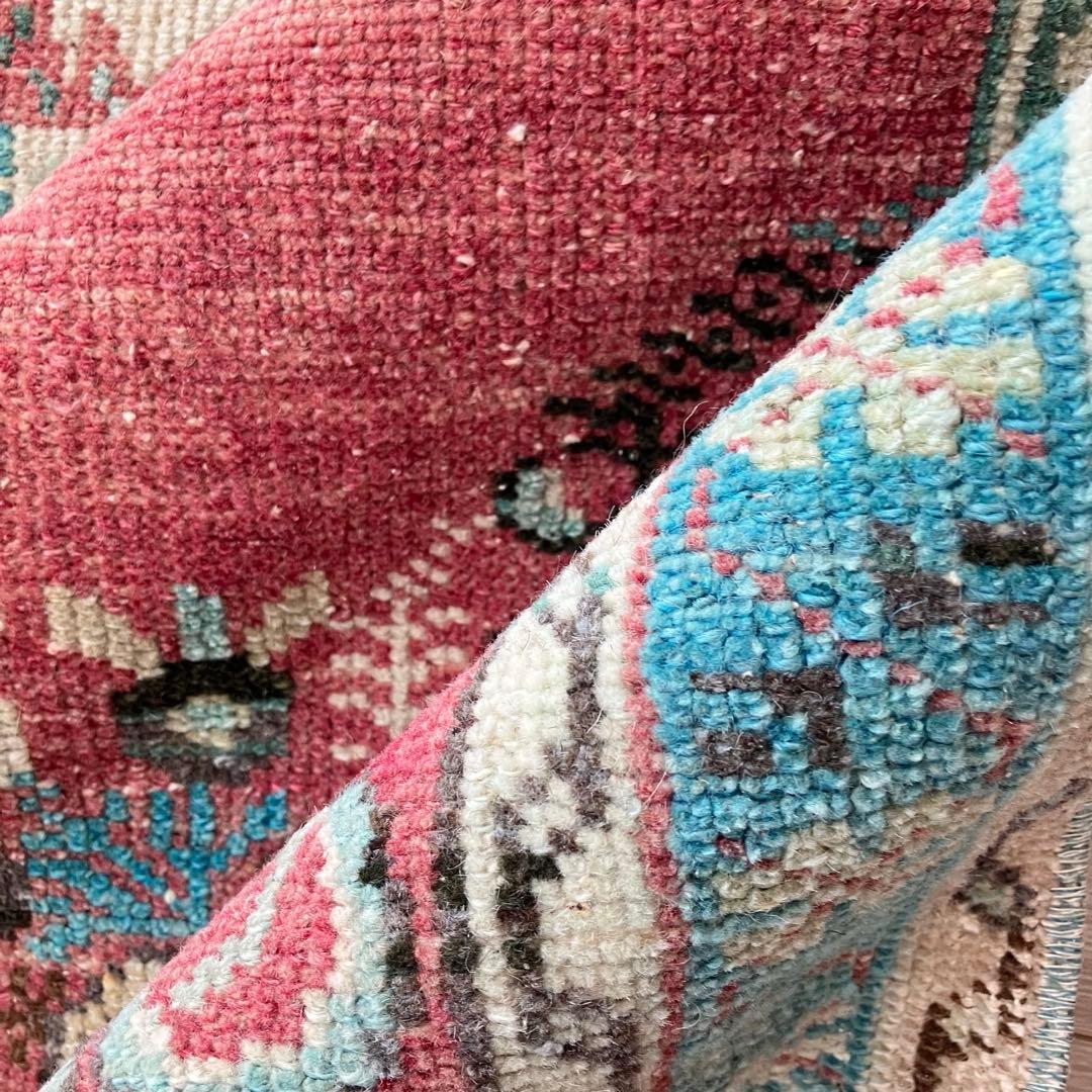 専用✳︎ギュネイラグ　柔らかレッド　ペールブルー　グリーン　トルコヴィンテージラグ