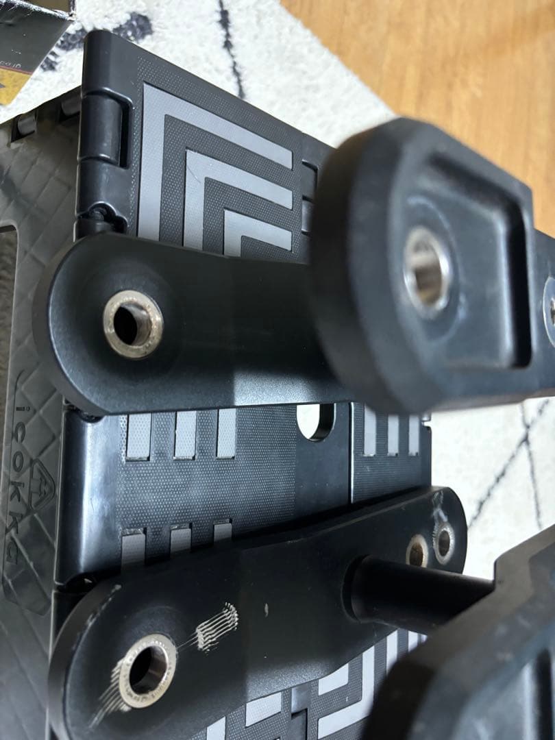 ハイエース　玄武　リフトアップシャックル