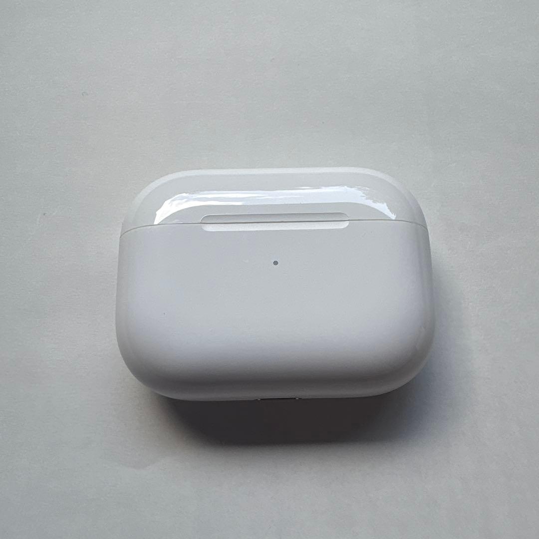 AirPods Pro 第1世代 (本体両耳＋充電ケース＋外箱付き)