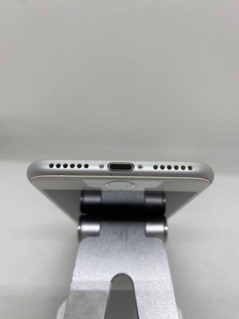 Iphone 8 256GB Sim フリー　65751