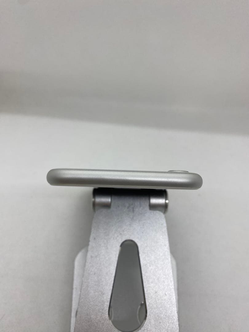 Iphone 8 256GB Sim フリー　65751