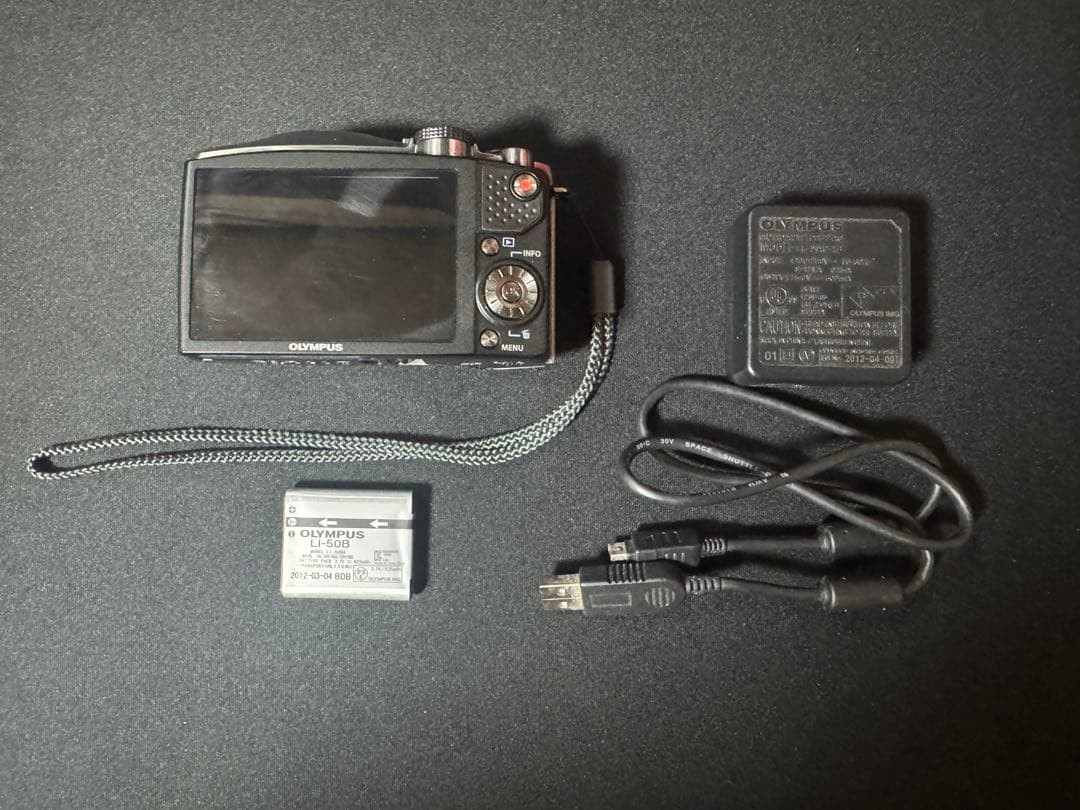 OLYMPUS コンパクトデジタルカメラ