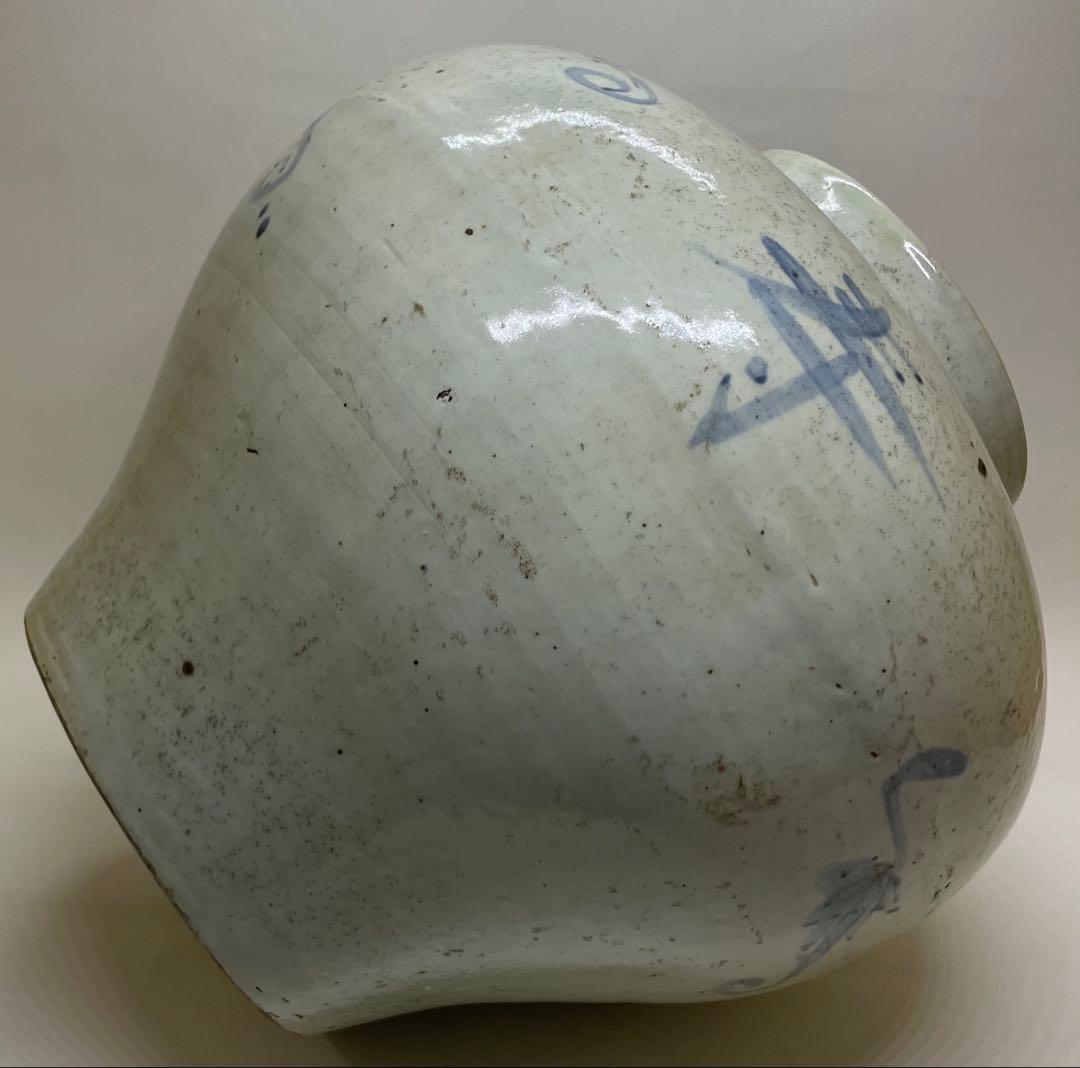 李朝　韓国美術　染付　壺　　　　　T.y312