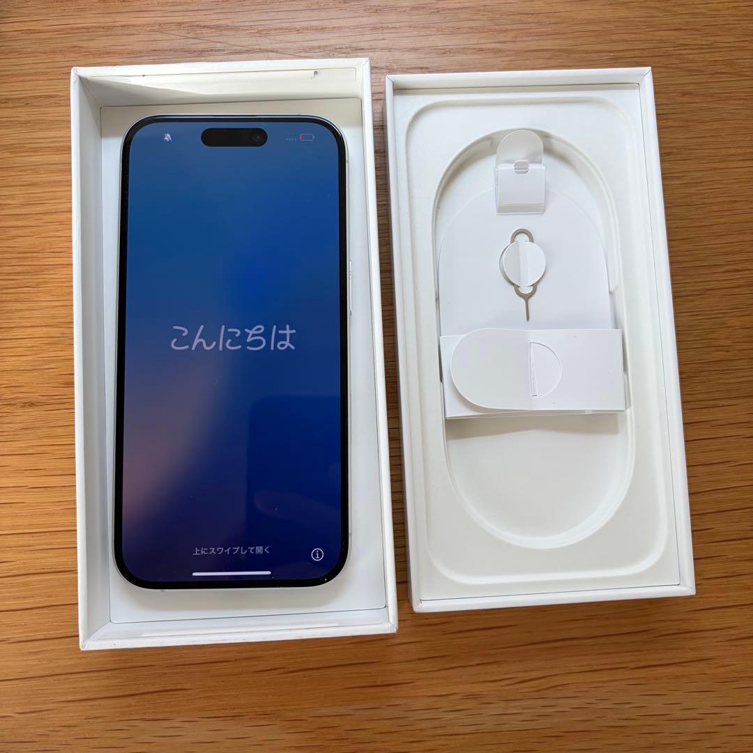 【美品・動作良好】iPhone16 128GB ホワイト SIMフリー