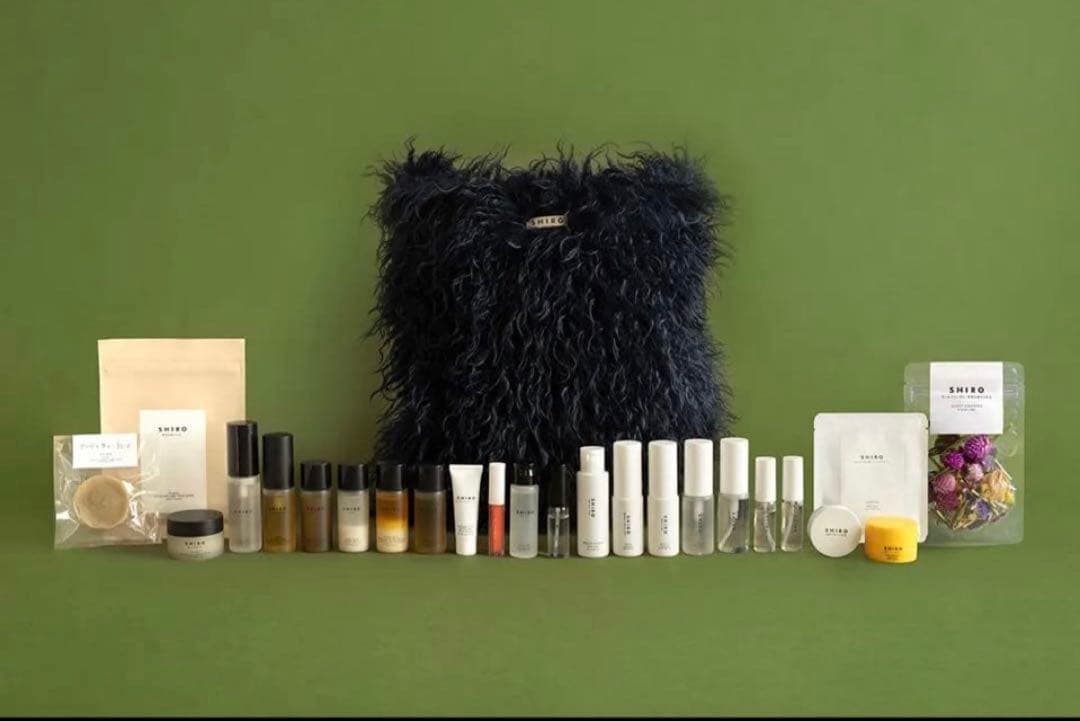 新品、未使用SHIROアドベントカレンダー2025 ショッパー付き