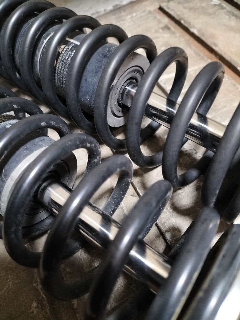 シグナスX　1型〜3型　KN企画　リアサス　オイル漏れ無し